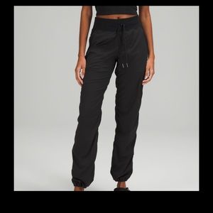 Lululemon size 6 dance studio pants black